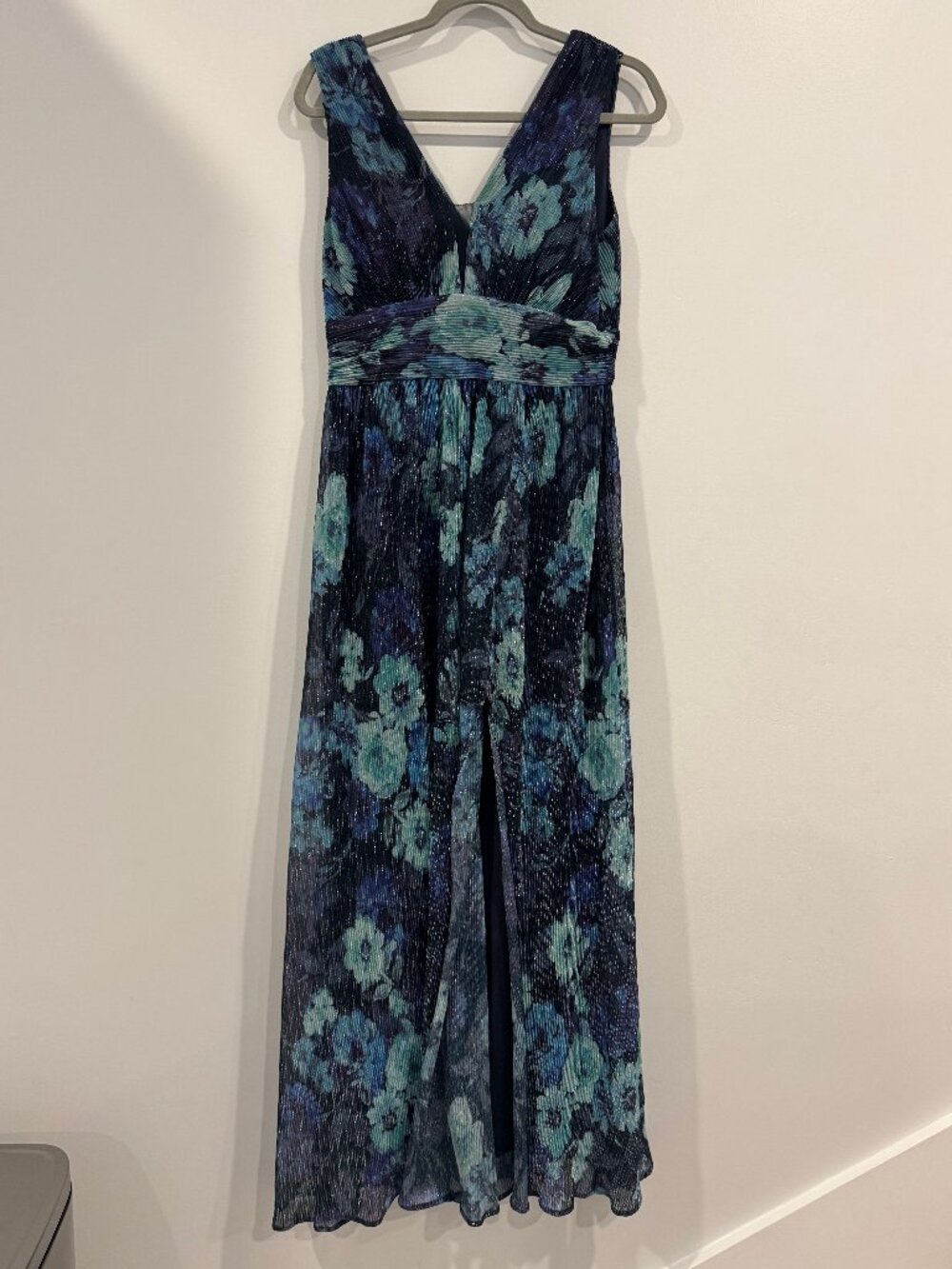 Stunning Formal Dress! Nightway Metallic Floral Maxi Size 12